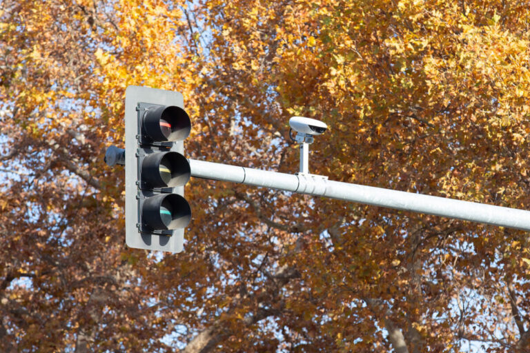 NT sensor on traffic light scaled