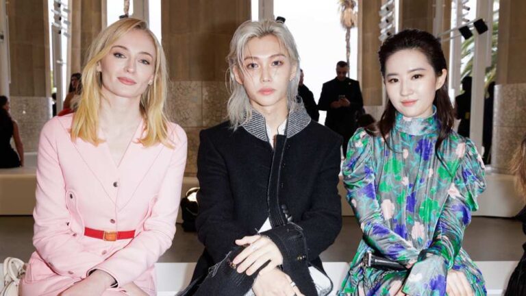 front row louis vuitton cruise 2025 ARS 025